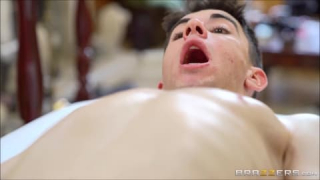 Immagine Un giovane che approfitta di un pompino di una bionda in pov
